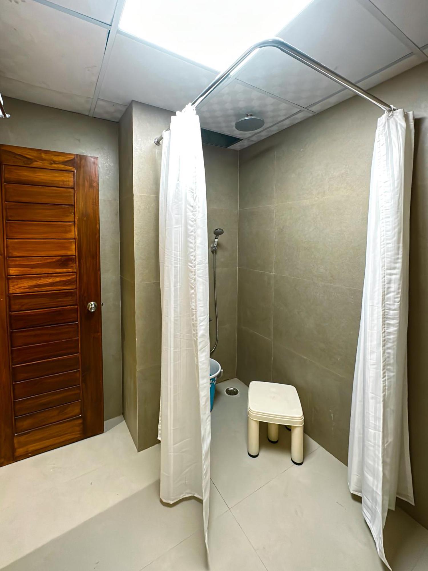 Hotel Ananda Kashi Varanasi Bagian luar foto
