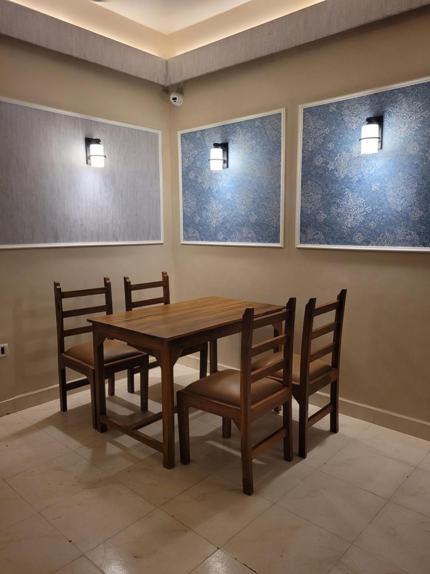 Hotel Ananda Kashi Varanasi Bagian luar foto