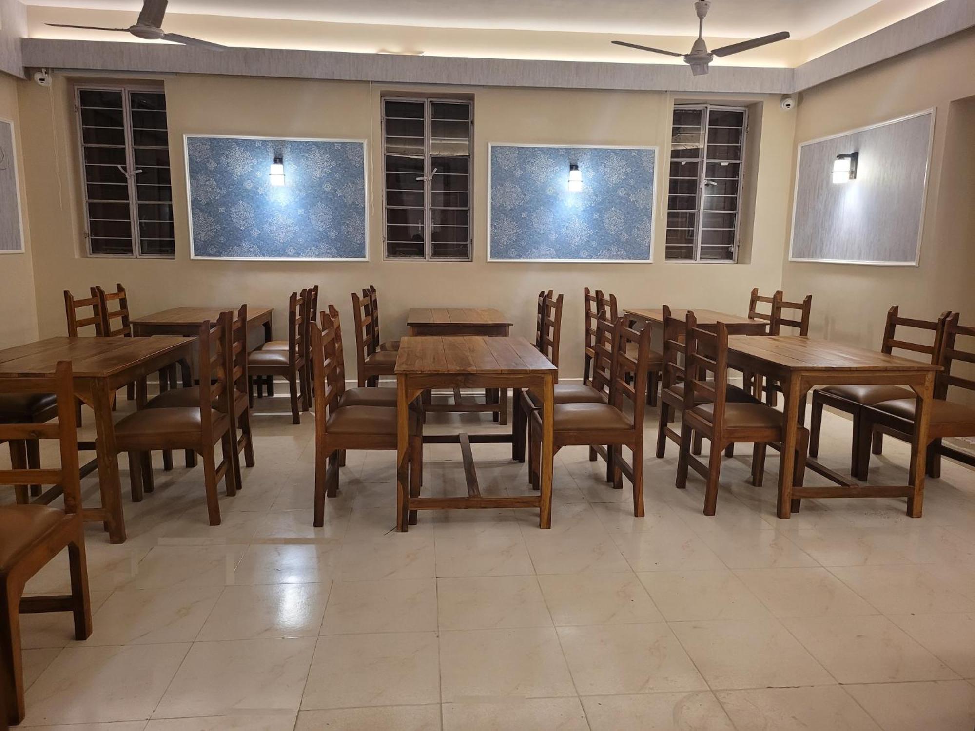 Hotel Ananda Kashi Varanasi Bagian luar foto